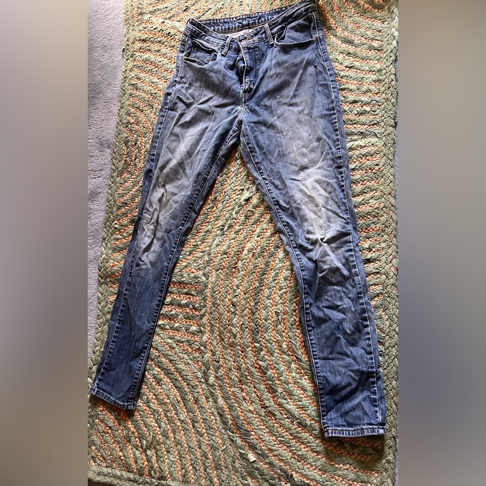 Skinny Mid-Rise Jeans